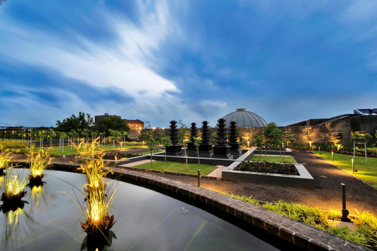 Viveda Wellness Resort Нашик Екстериор снимка