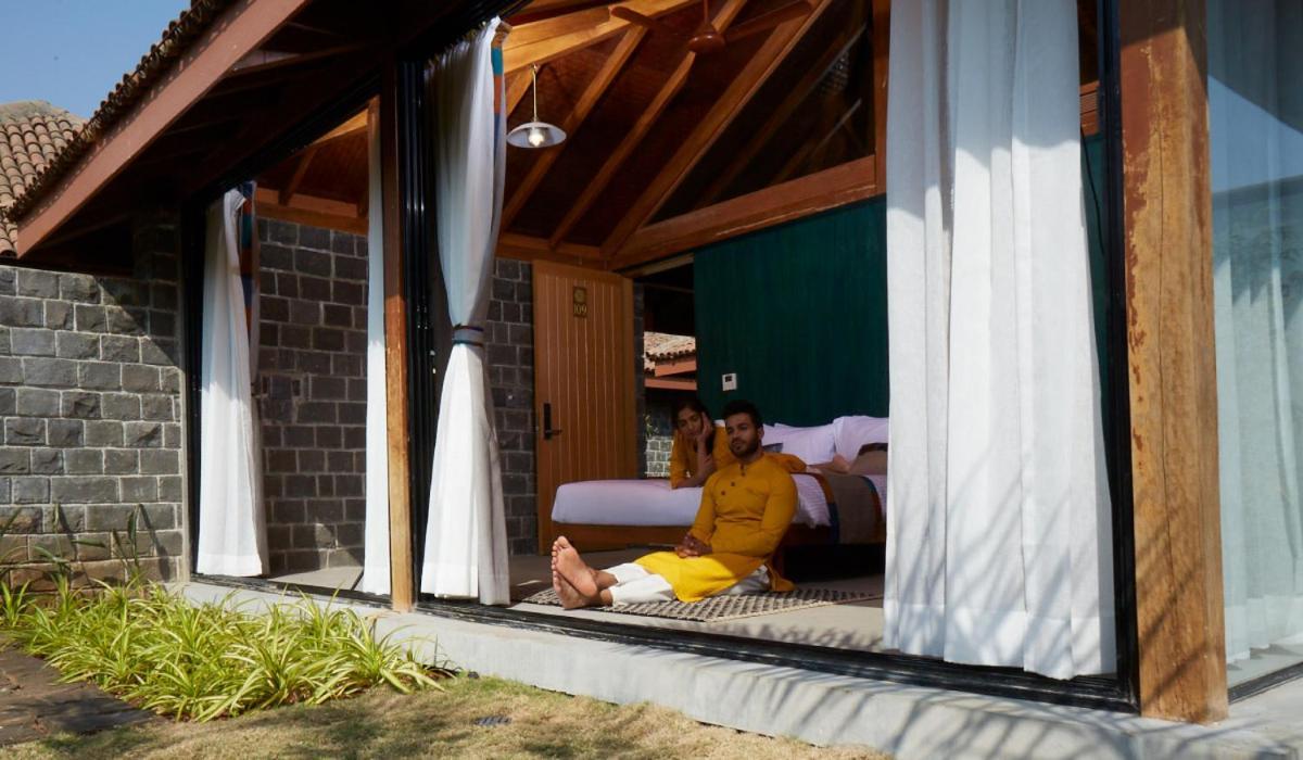 Viveda Wellness Resort Нашик Екстериор снимка